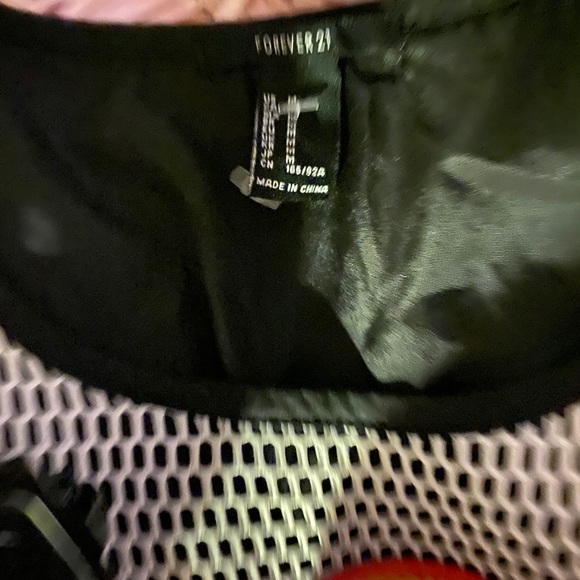 Forever 21 crop top - Picture 5 of 5